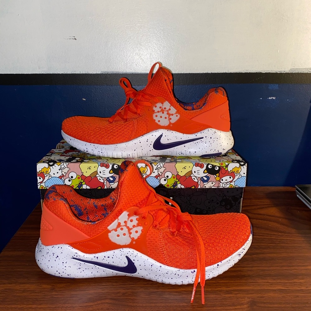 Nike Free Trainers v8 Clemson Edition